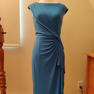 Beautiful Cornflower Blue Ralph Lauren midi Dress, EUC, size 2
